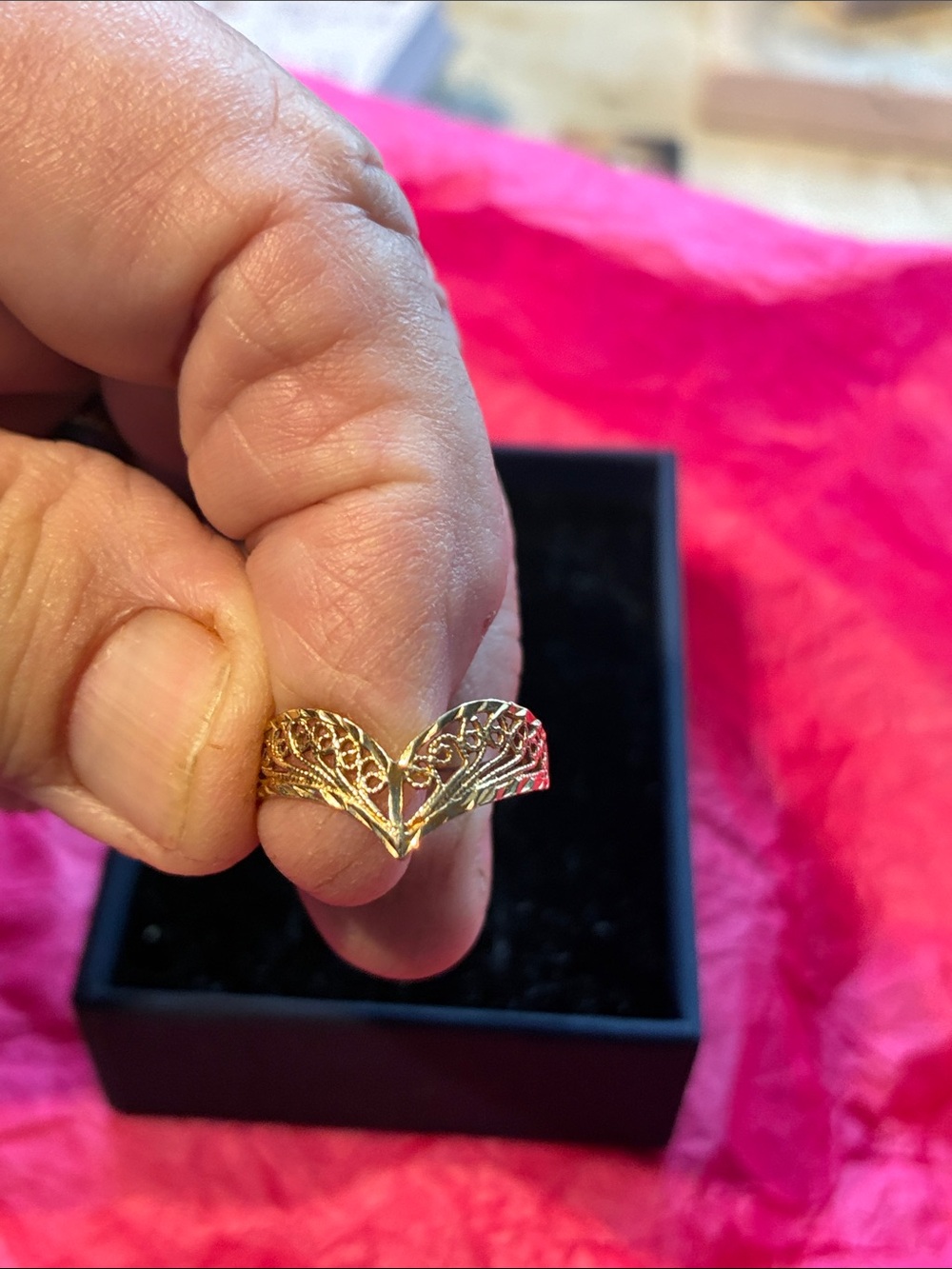 14 K Gold Chevron Ring -  1.42 Grams          Size 6